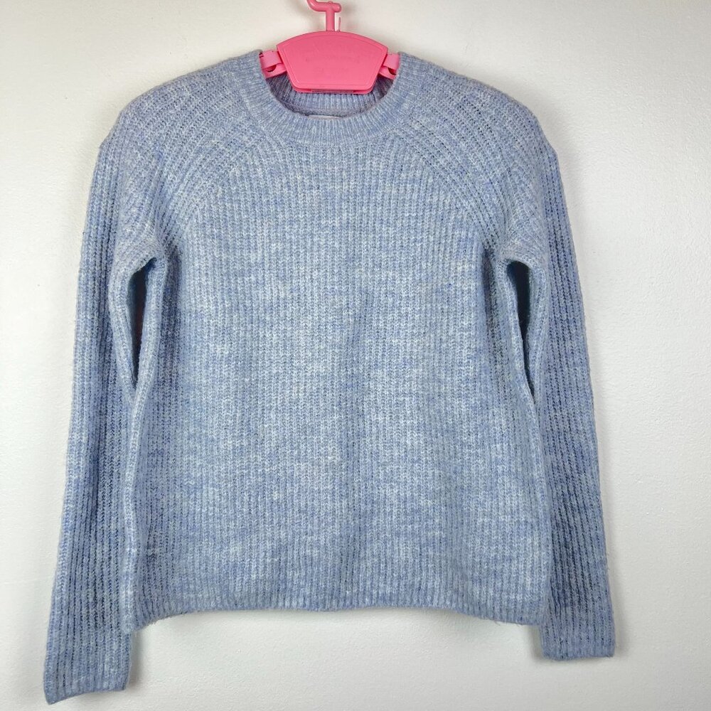 Evereve Soft Knit Crewneck Sweater Light Blue Size XS Simple Minimalist Comfy